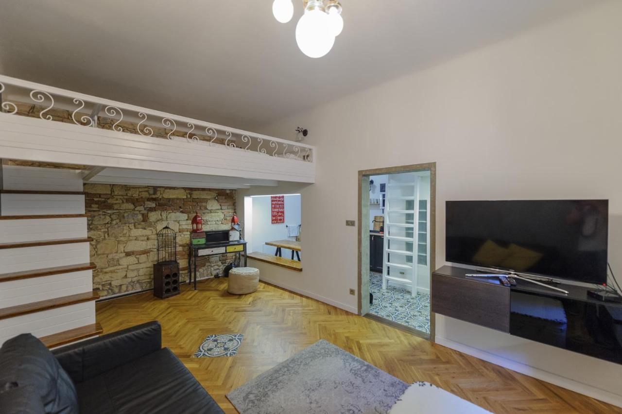 Pinkova Apartments Praha Bagian luar foto