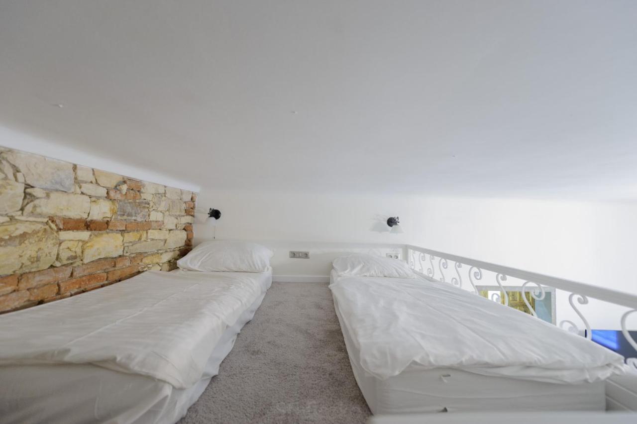 Pinkova Apartments Praha Bagian luar foto