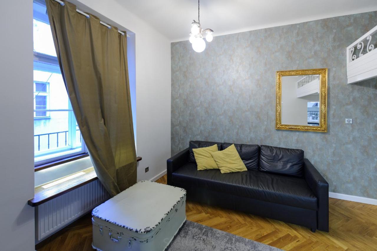 Pinkova Apartments Praha Bagian luar foto